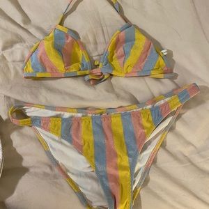 Solid & Striped bikini
